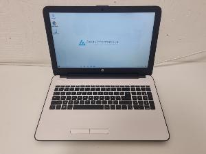 PC Portable HP 17'' Reconditionné - AMD A8 - 8 Go - SSD 120 Go - W10